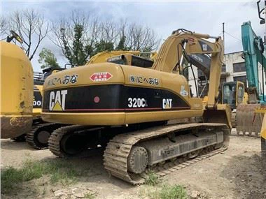 中古のCat 320ショベル