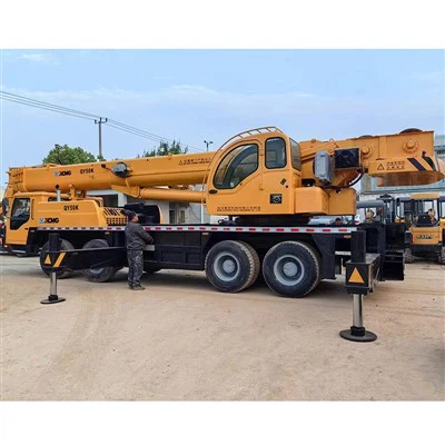 建設用トラック クレーン