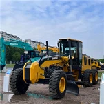 油圧式ランドグレーダー